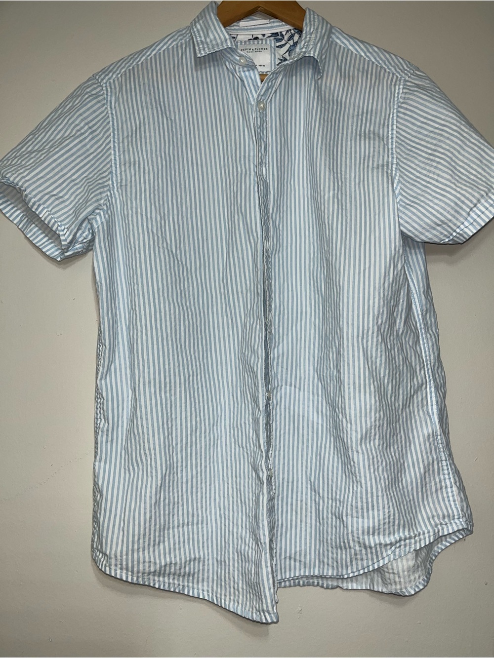 Light Blue Stripe Short-Sleeve Shirt